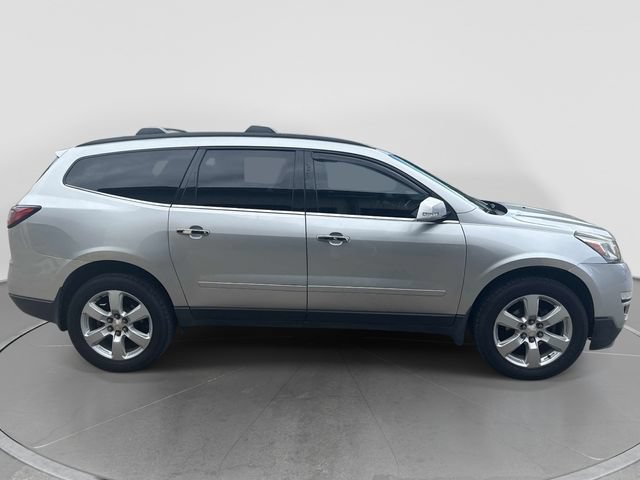 Used 2016 Chevrolet Traverse LT w/ Style and Technology Package FWD image 25