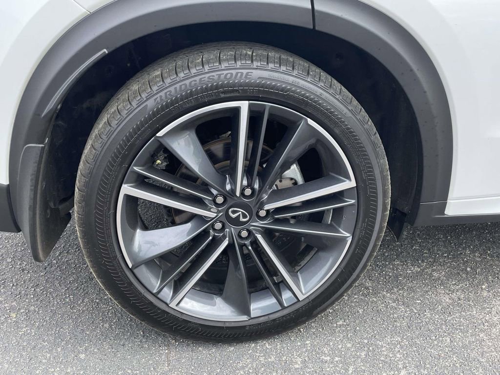Used 2025 INFINITI QX55 Essential image 7