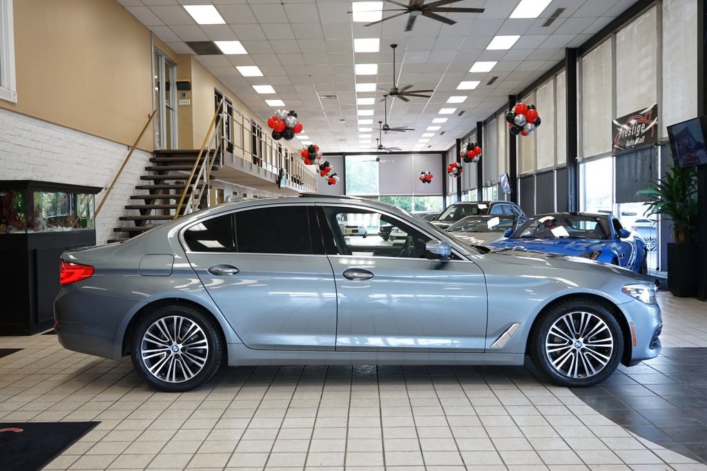 Used 2018 BMW 530i xDrive AWD/4WD image 19