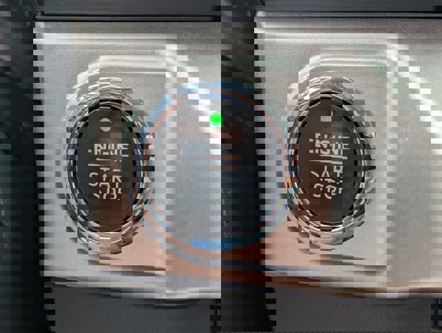 Used 2021 Ford F150 XLT w/ Equipment Group 302A High image 17