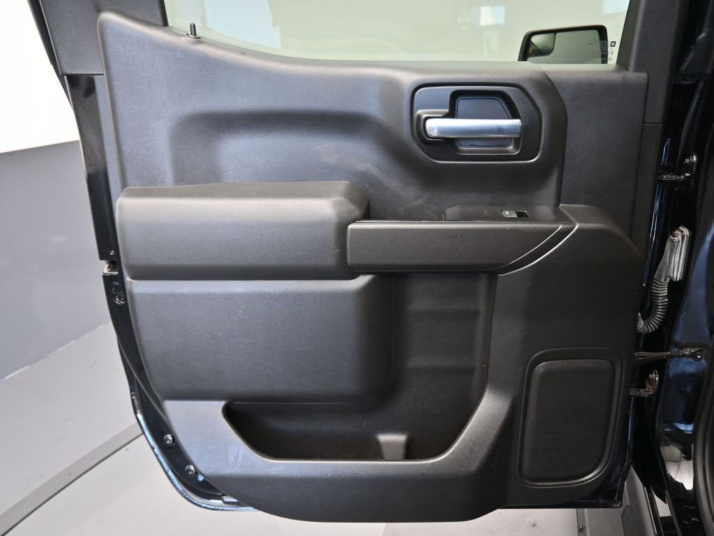 Used 2020 Chevrolet Silverado 1500 Custom image 27