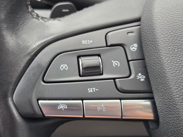Used 2023 Cadillac XT4 Premium Luxury w/ Enhanced Visibility Package FWD image 25