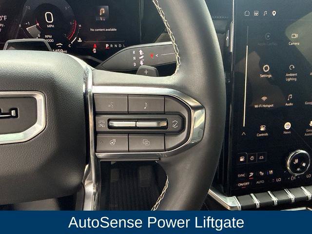 Used 2025 GMC Acadia Denali w/ Super Cruise Package FWD image 16