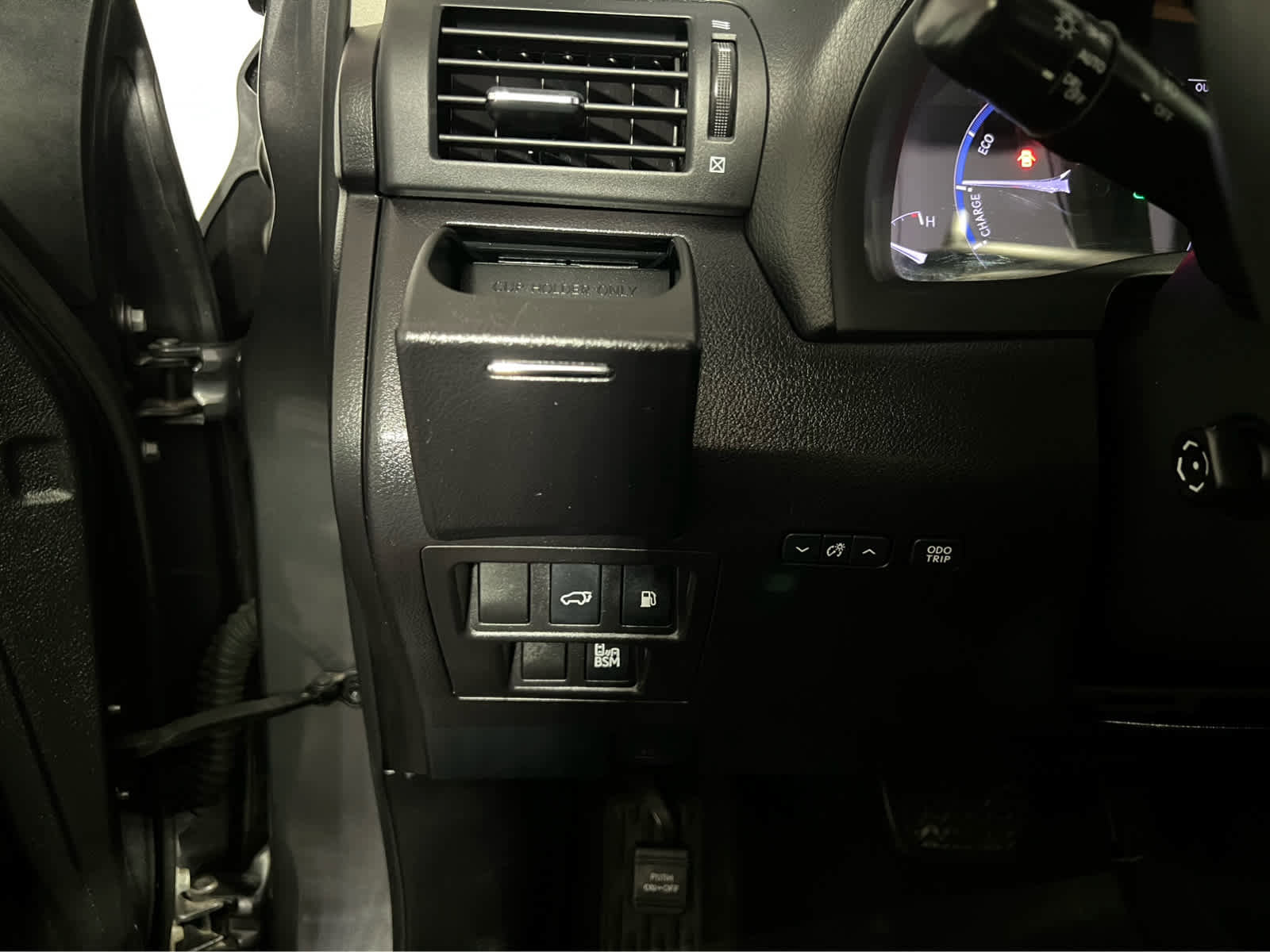 Used 2015 Lexus RX 450h AWD image 19