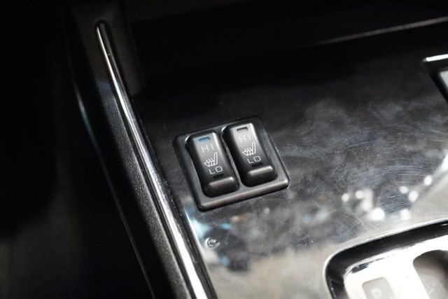 Used 2009 Mitsubishi Galant ES image 26