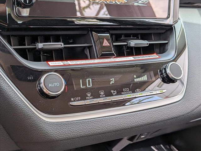 Used 2025 Toyota Corolla LE FWD image 14