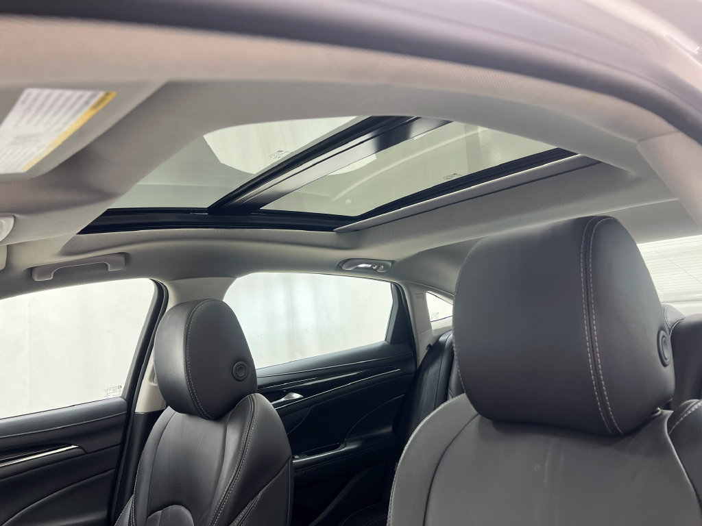 Used 2017 Buick LaCrosse Essence w/ Sun and Shade Package FWD image 12