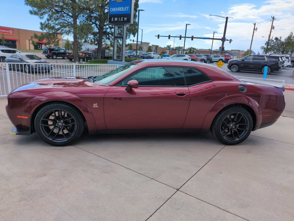 Used 2019 Dodge Challenger R/T Scat Pack RWD image 2