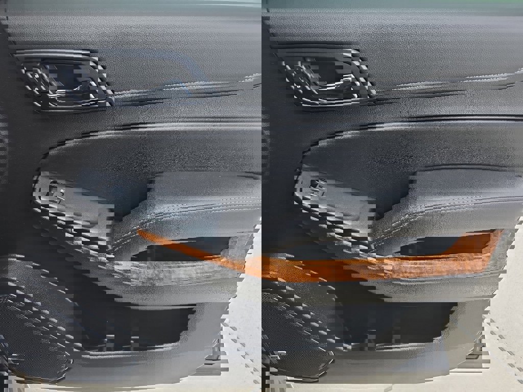 Used 2015 Chevrolet Tahoe LTZ w/ Max Trailering Package AWD/4WD image 22