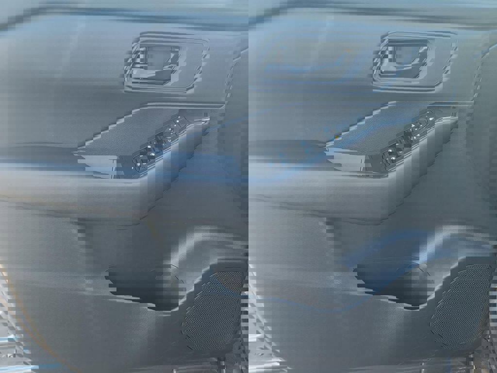 Certified 2024 Nissan Rogue S image 9