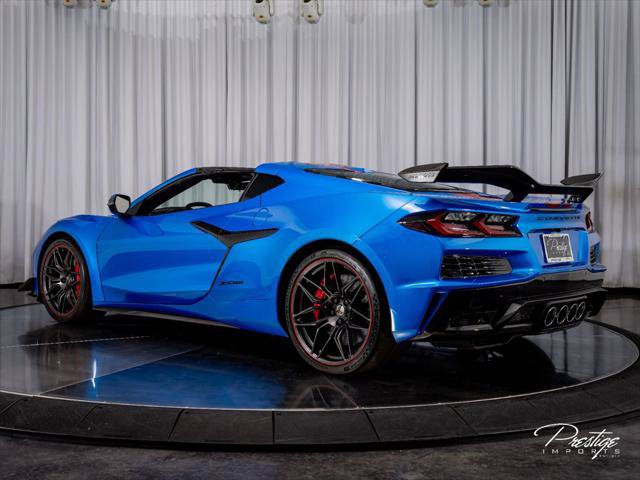 Used 2025 Chevrolet Corvette Z06 w/ Z07 Performance Package RWD image 17
