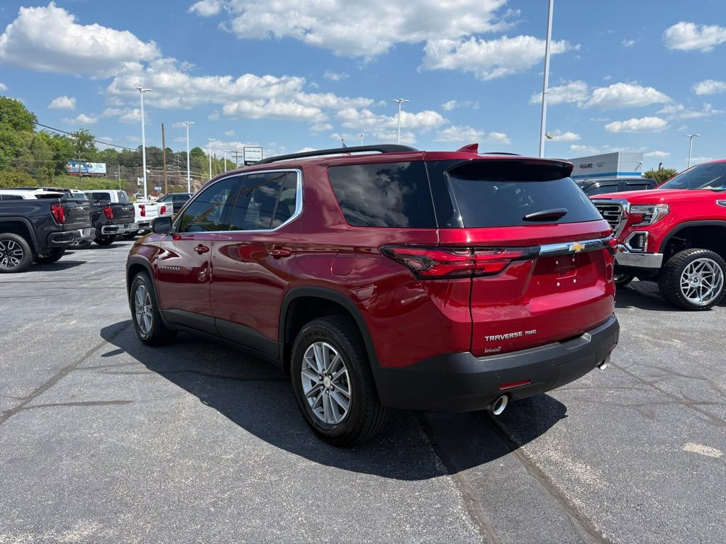 Used 2022 Chevrolet Traverse LT image 4