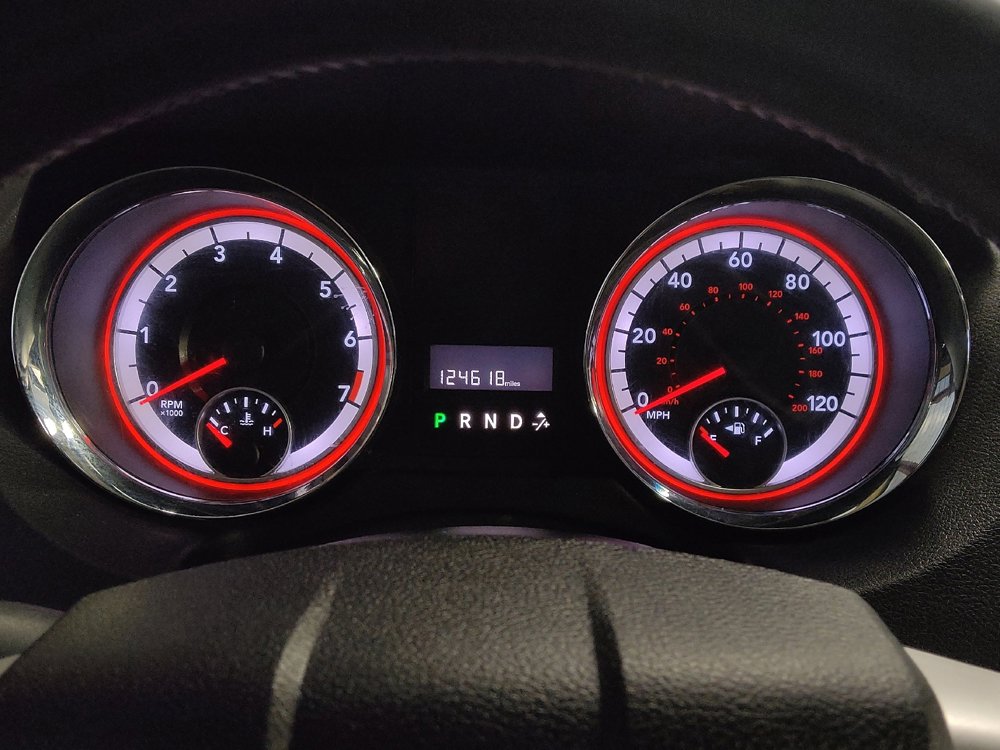 Used 2015 Dodge Grand Caravan SXT w/ UConnect Hands-Free Group image 23