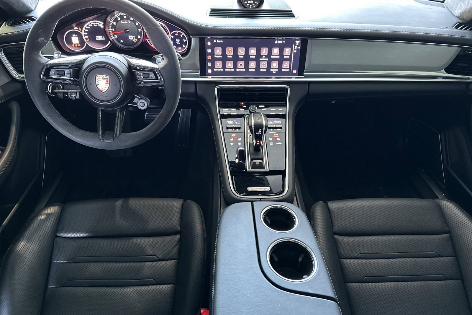 Certified 2022 Porsche Panamera Turbo S image 6