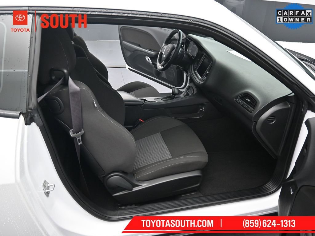 Used 2023 Dodge Challenger R/T w/ Blacktop Package image 26