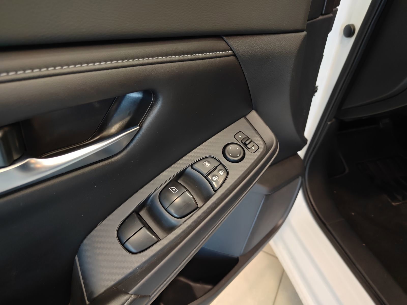 Used 2020 Nissan Sentra SV image 10