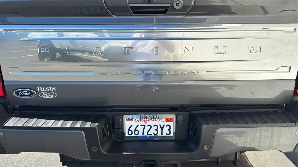 Certified 2024 Ford F350 Platinum w/ Tremor Off-Road Package image 9