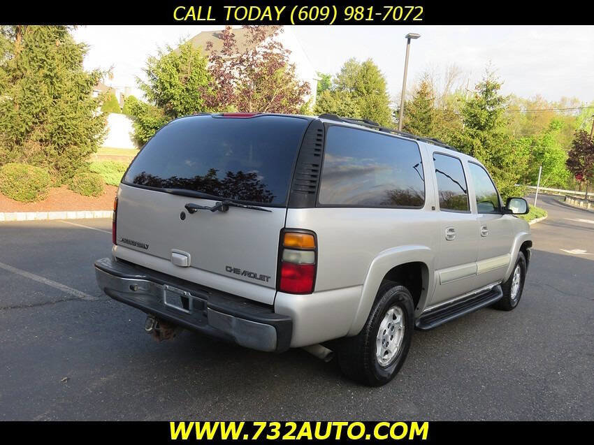 Used 2004 Chevrolet Suburban LT w/ Preferred Equipment Group AWD/4WD image 12