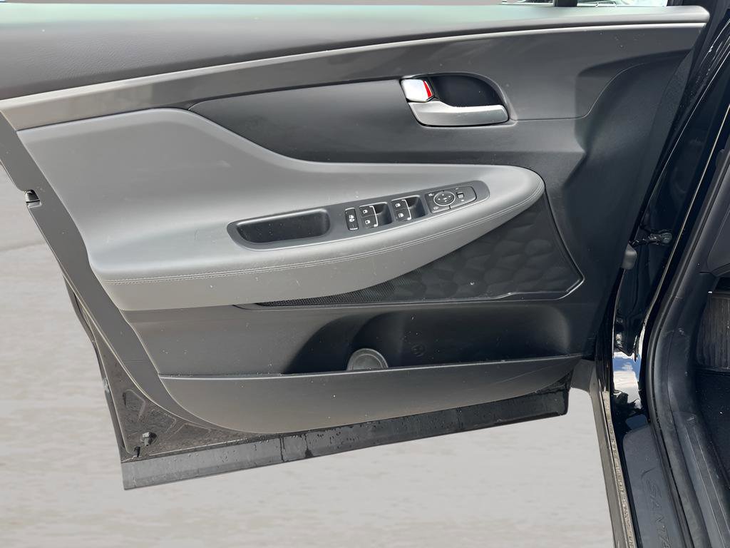 Used 2023 Hyundai Santa Fe SEL image 15