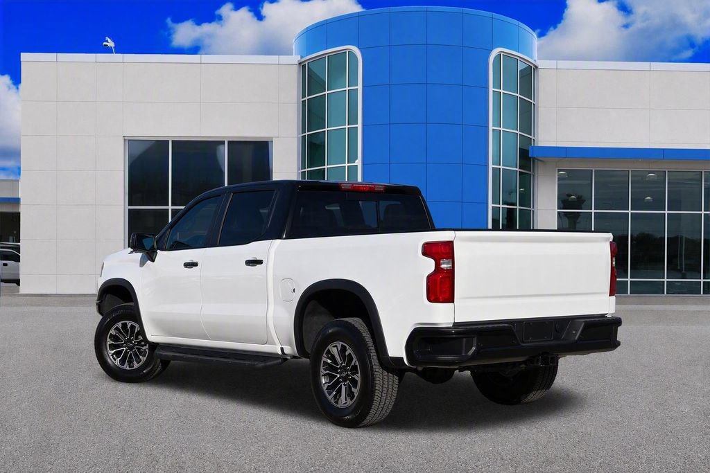 Used 2025 Chevrolet Silverado 1500 ZR2 w/ Technology Package AWD/4WD image 5