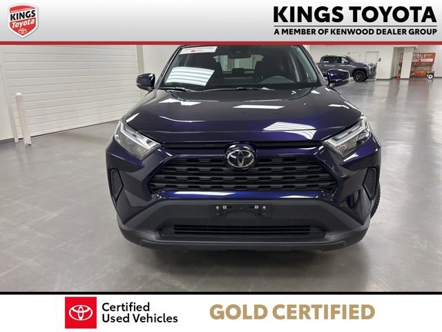 Used 2025 Toyota RAV4 XLE image 3