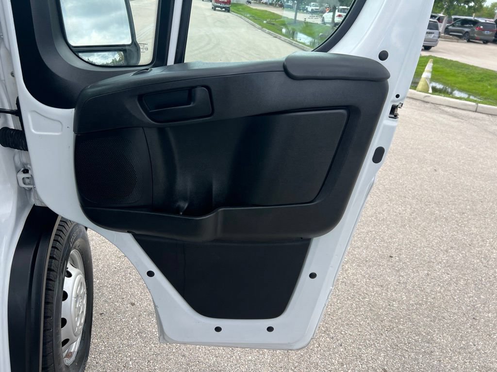 Used 2023 RAM ProMaster 2500 FWD image 10