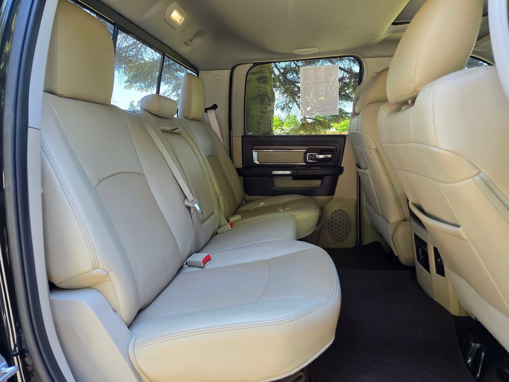 Used 2015 RAM 2500 Laramie w/ Convenience Group AWD/4WD image 21