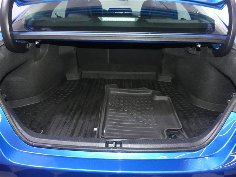 Used 2020 Toyota Camry SE image 9