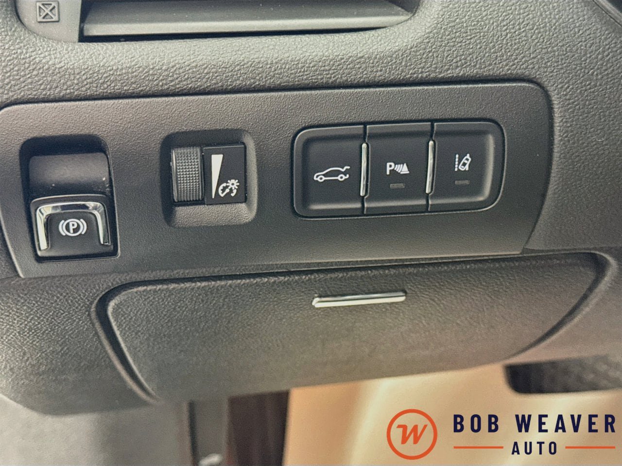 Used 2014 Chevrolet Impala LTZ FWD image 12