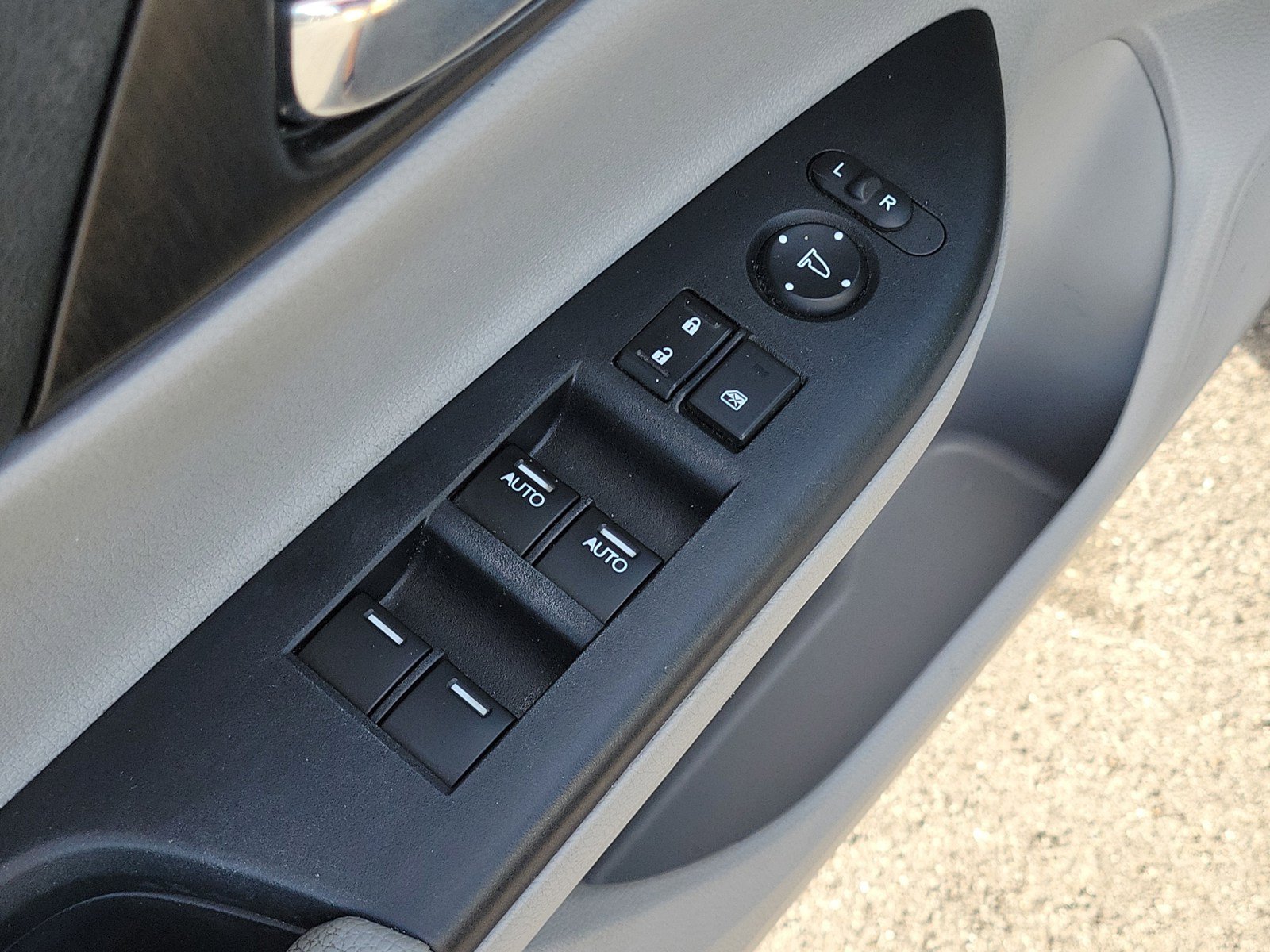 Used 2013 Honda Accord EX-L image 15
