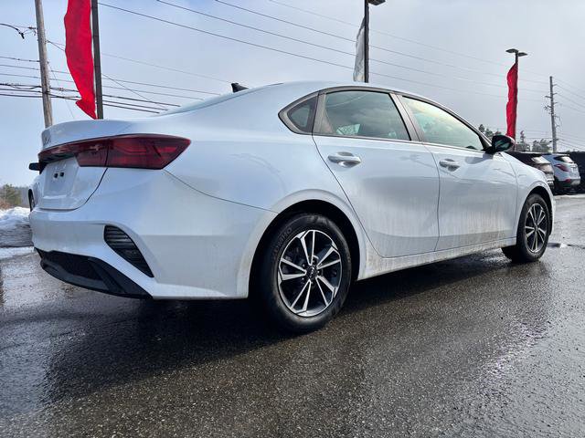 Used 2024 Kia Forte LXS image 7