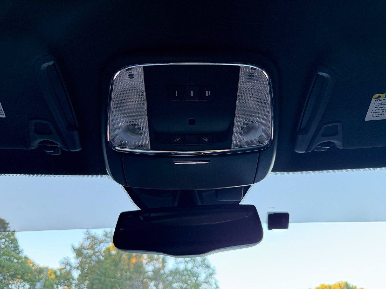 Used 2014 Chrysler 300 C RWD image 44