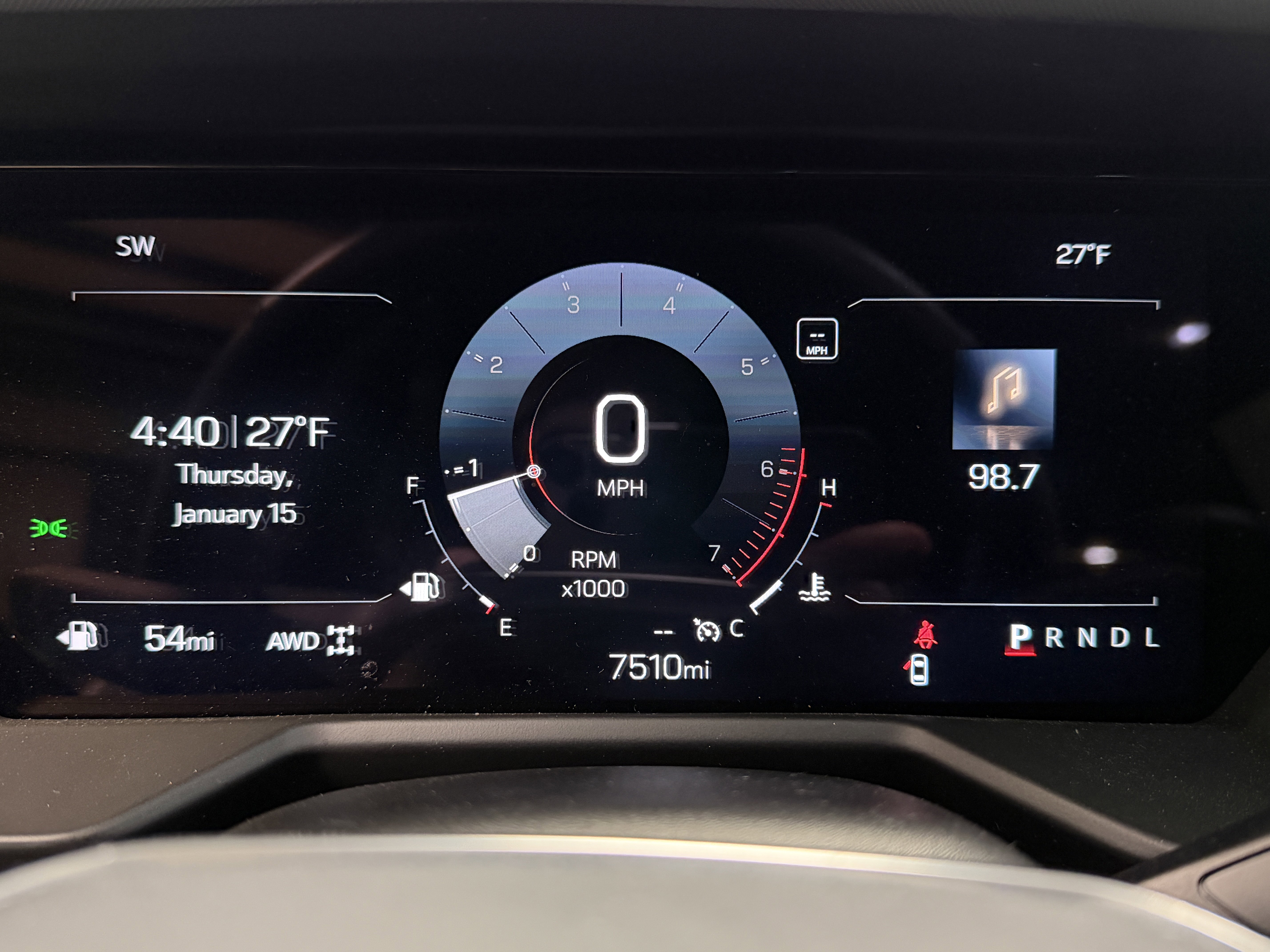 Used 2025 GMC Acadia AT4 w/ Luxury Package image 21