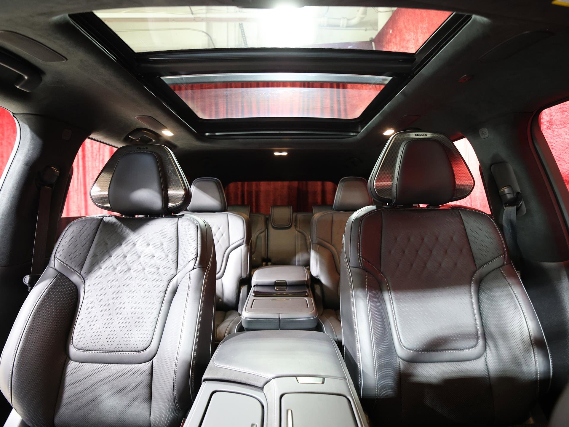 Used 2025 INFINITI QX80 Autograph w/ Autograph Exterior Package image 38