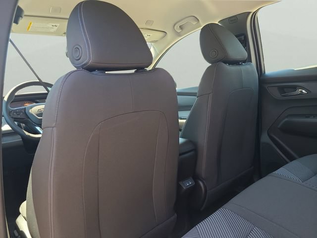 New 2027 Chevrolet Bolt LT w/ Comfort Package FWD image 10