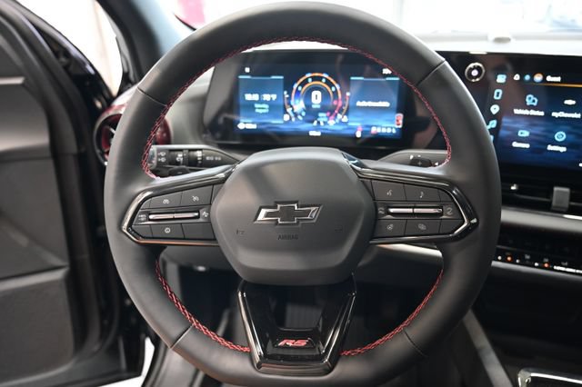 New 2027 Chevrolet Equinox RS FWD image 22