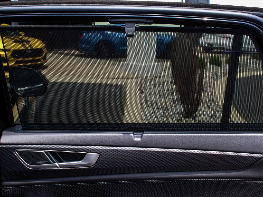 Used 2025 Volkswagen Atlas Cross Sport SEL Premium R-Line image 24