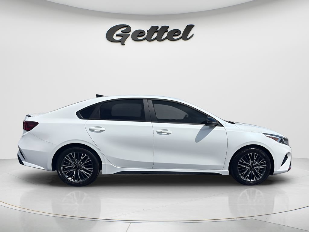 Used 2023 Kia Forte GT-Line FWD image 4