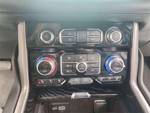 Used 2024 GMC Yukon Denali image 32