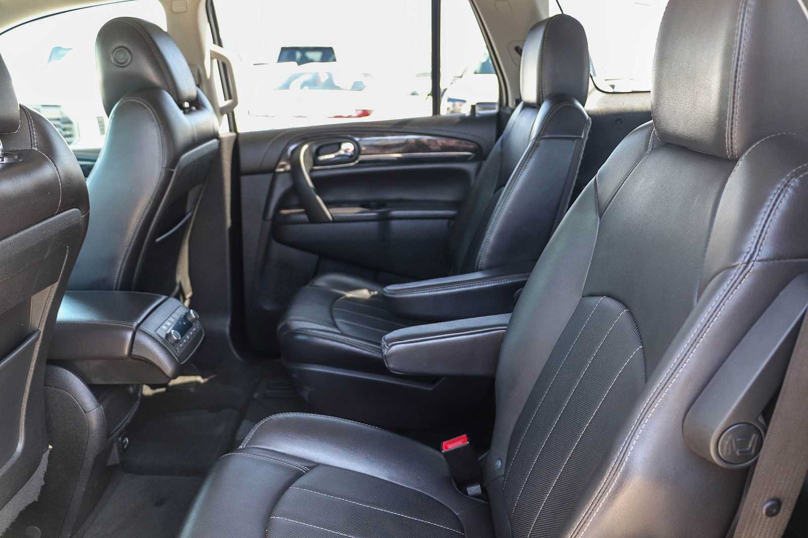 Used 2017 Buick Enclave Premium FWD image 16