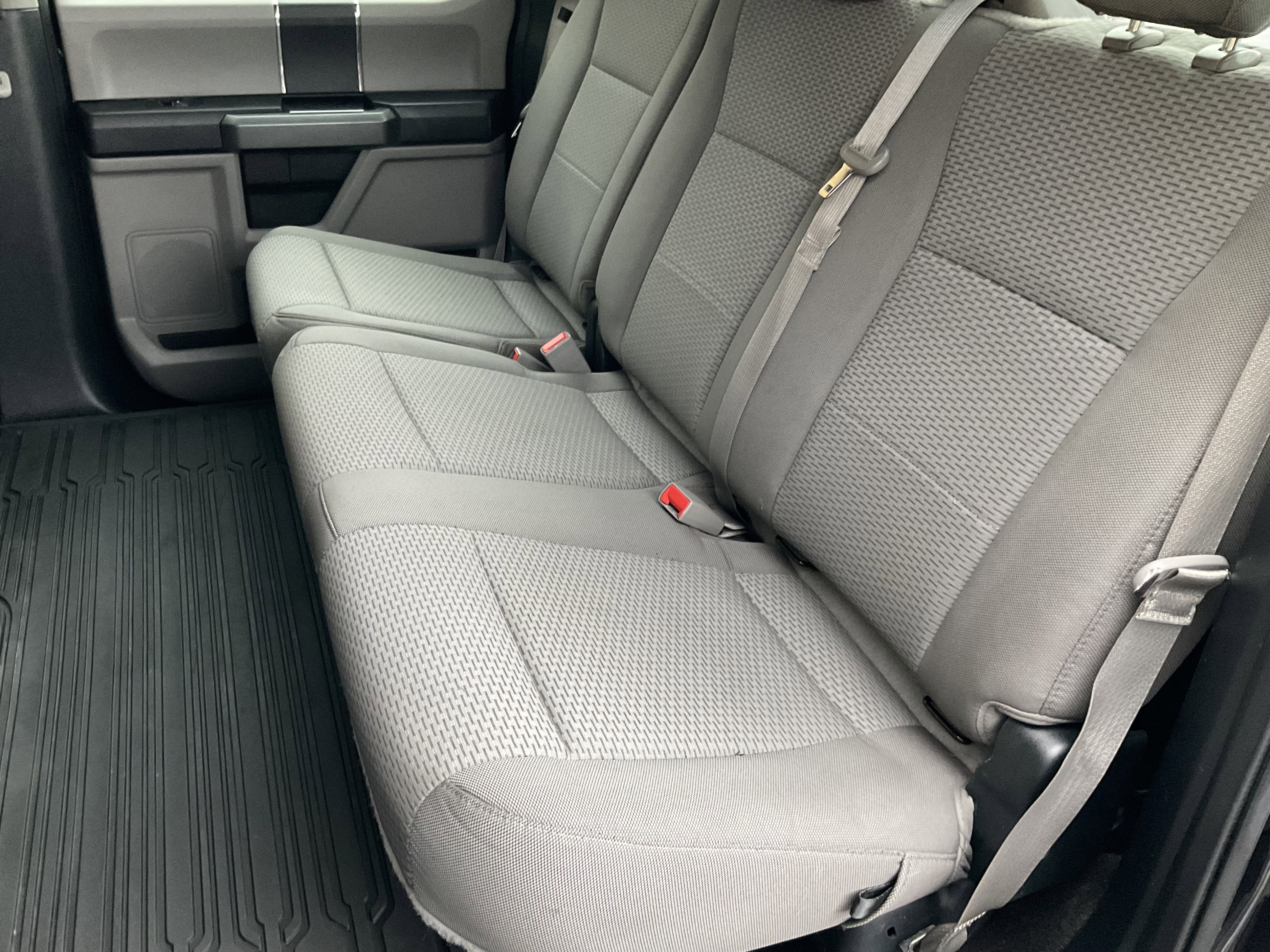 Used 2020 Ford F150 XLT image 36