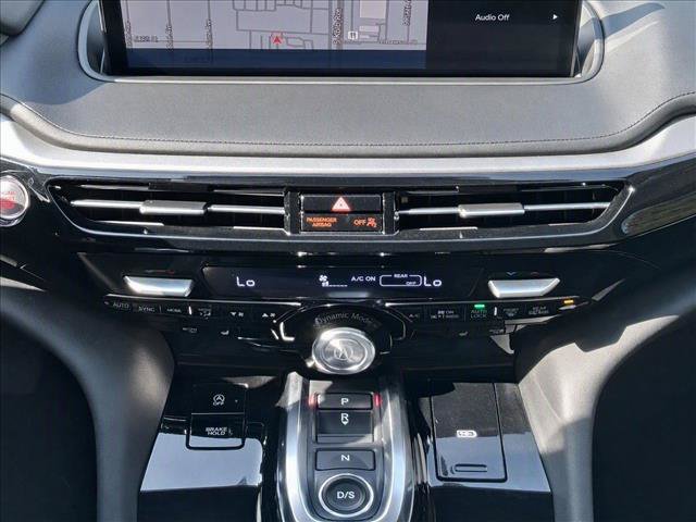 Used 2024 Acura MDX w/ Technology Package AWD/4WD image 16