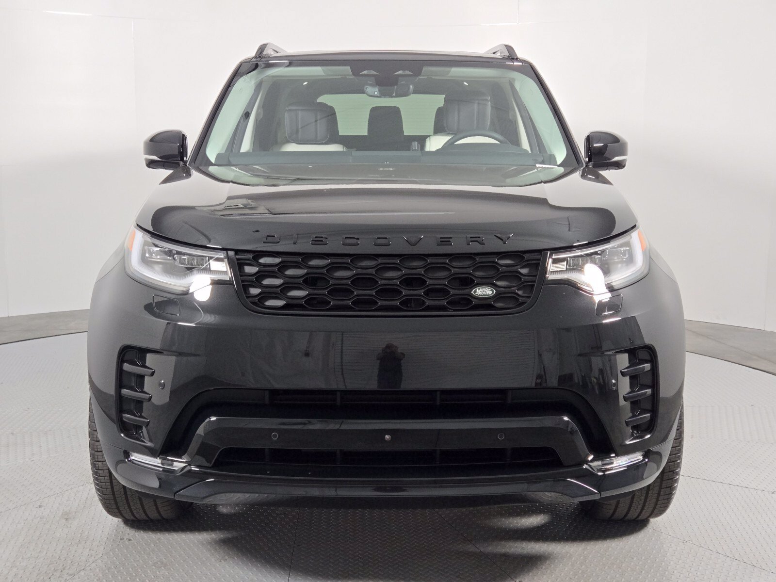 New 2026 Land Rover Discovery Dynamic SE AWD/4WD image 8
