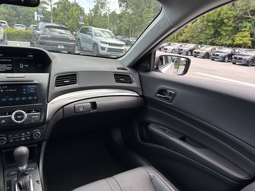 Used 2022 Acura ILX w/ Premium Package FWD image 15