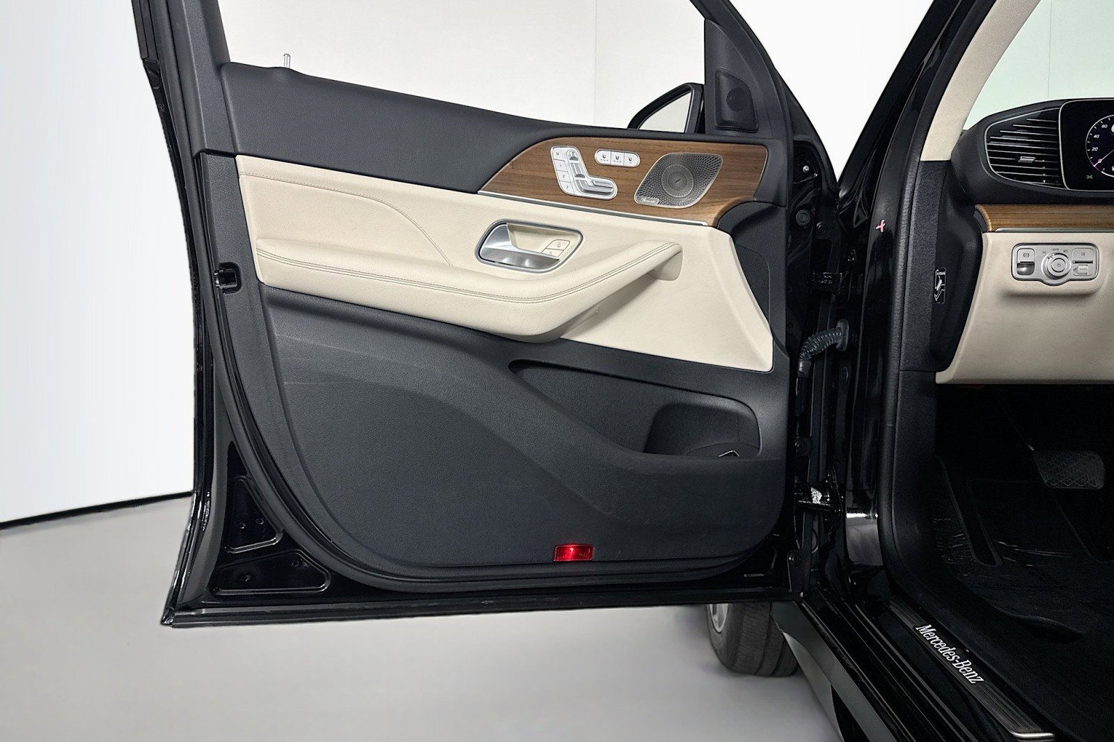 Used 2024 Mercedes-Benz GLE 350 4MATIC image 21