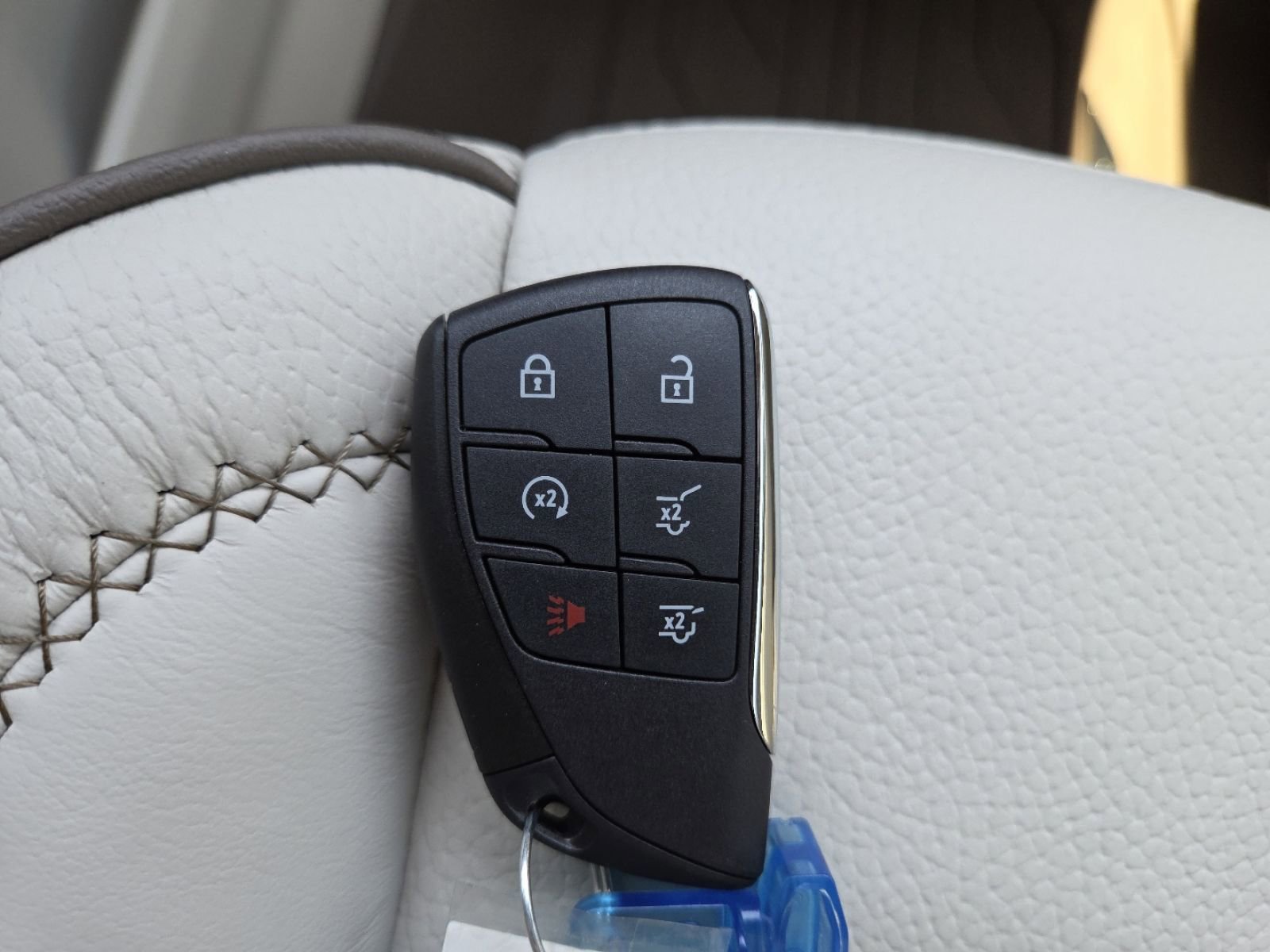 New 2026 GMC Yukon Denali w/ Sun & Power Step Package image 37