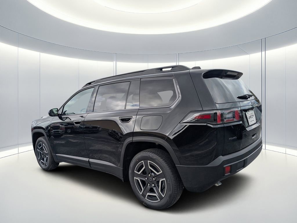 New 2026 Jeep Cherokee Laredo image 6