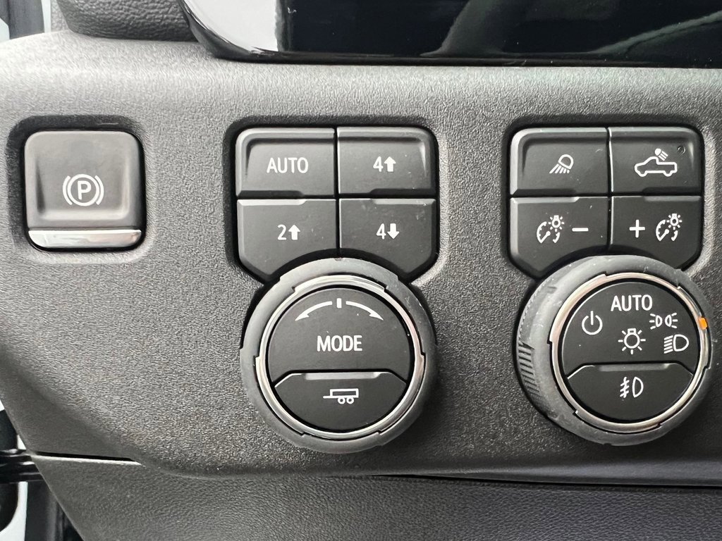 New 2026 Chevrolet Silverado 3500 High Country image 12