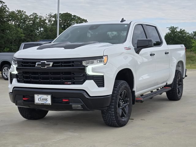Used 2024 Chevrolet Silverado 1500 LT Trail Boss AWD/4WD image 4