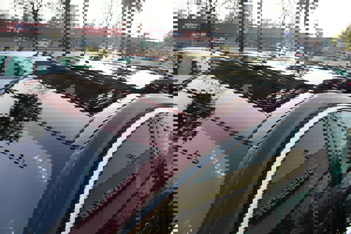 Used 2017 Jaguar XE Prestige image 14